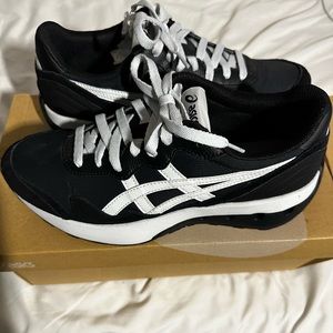 ASICS size 9.5